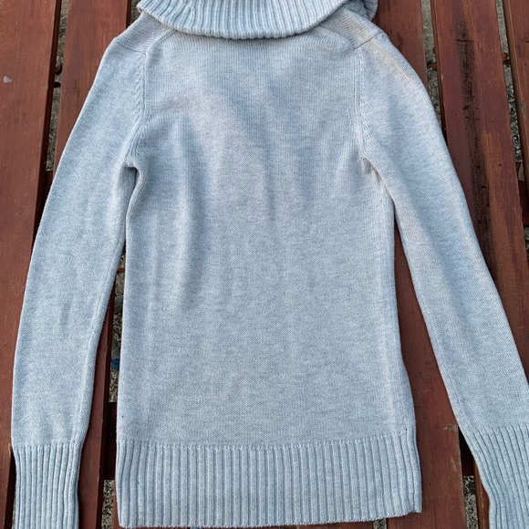 The Gap Gray Knit Quarter Zip Sweater - Picture 2 of 4